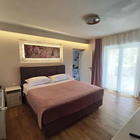 Fortytwo Apartment Orebic